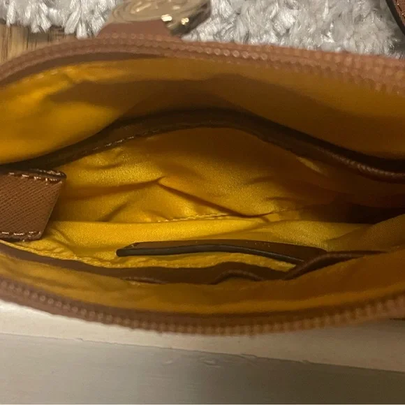 Michael Kors Bag - Picture 4 of 6